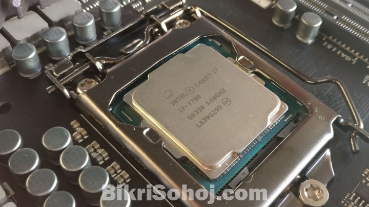 Processor Intel i7- 7th Generation Core i7-7700 (Genuine)